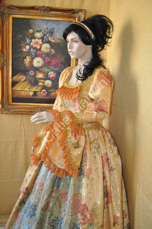 Venetian Costumes for rent (5)