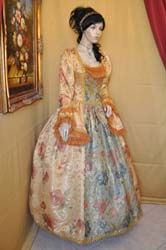 Venetian Costumes for rent (1)