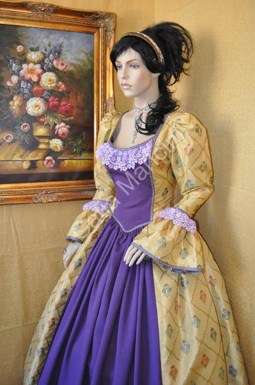 Costume Venetian worked by hand wise artisans (3)