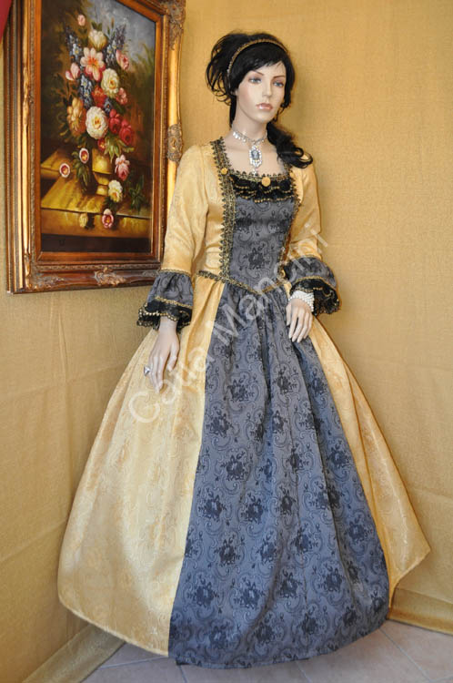 Popular Venetian Costume 1728 (13)