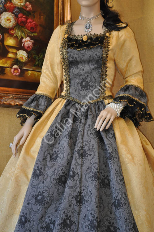Popular Venetian Costume 1728 (14)