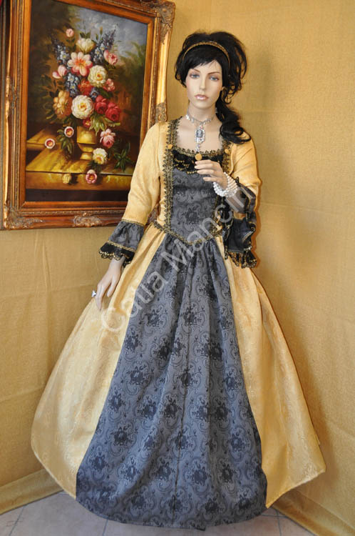 Popular Venetian Costume 1728 (7)