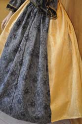 Popular Venetian Costume 1728 (6)