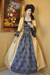 Popular Venetian Costume 1728 (7)