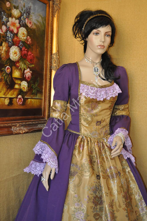 a Venetian woman Costume 1736 (10)