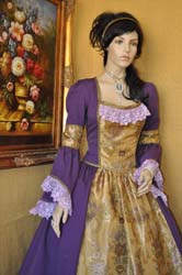 a Venetian woman Costume 1736 (10)