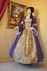 a Venetian woman Costume 1736 (13)