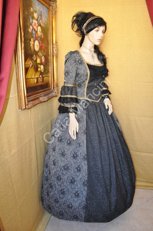 Costume Storico epoca 1738 (1)