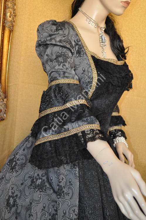 Costume Storico epoca 1738 (3)
