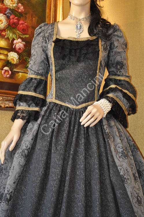 Costume Storico epoca 1738 (9)