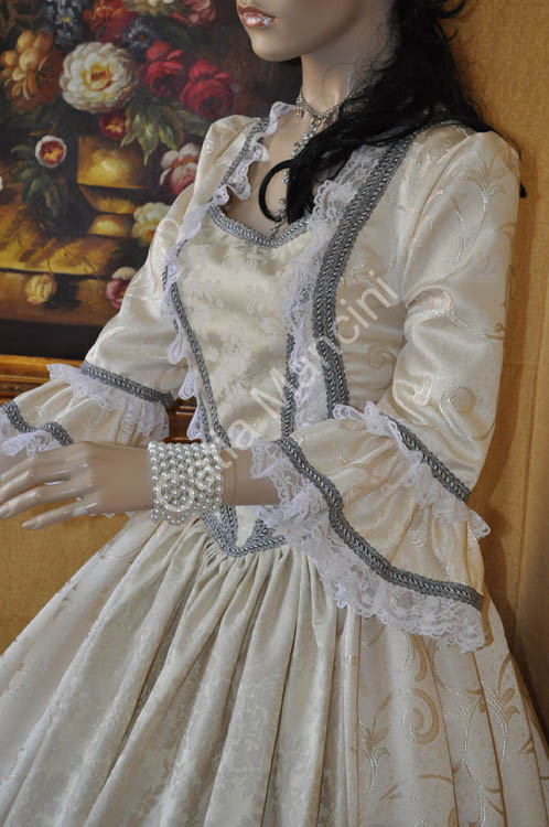 18th century Venetian Costume (11)