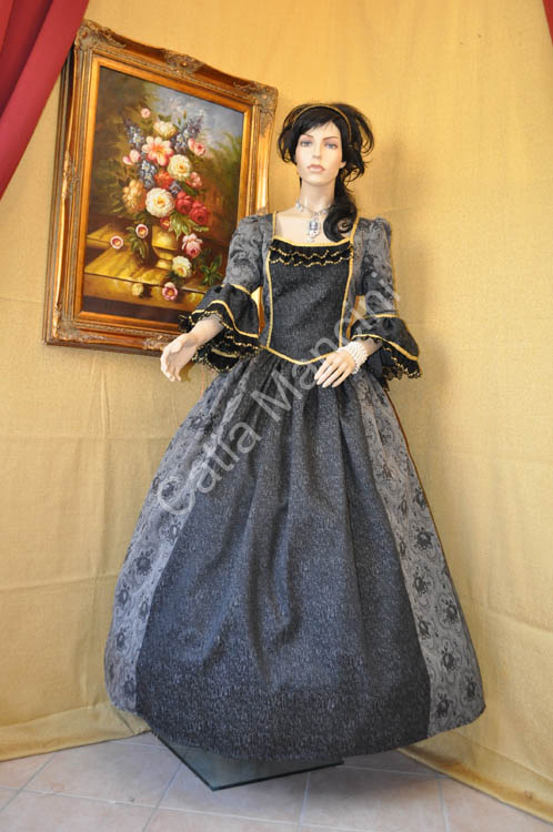 Damigella Veneziana del 1734 (10)