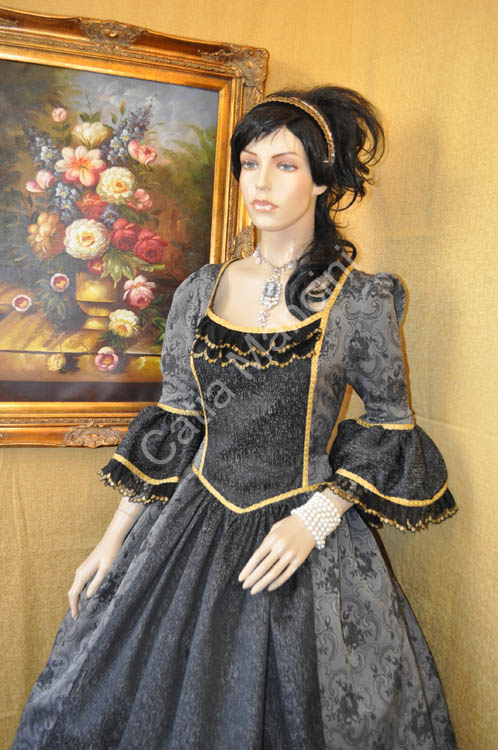 Damigella Veneziana del 1734 (3)