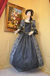 Damigella Veneziana del 1734 (10)