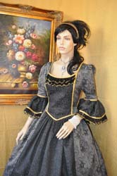 Damigella Veneziana del 1734 (3)