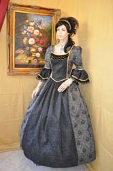Damigella Veneziana del 1734 (4)
