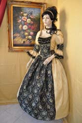 Vestito per corteo (1)