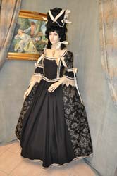 Costume-Carnevale-Dama-Settecento (1)