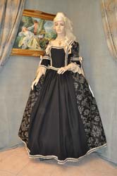 Costume-Carnevale-Dama-Settecento