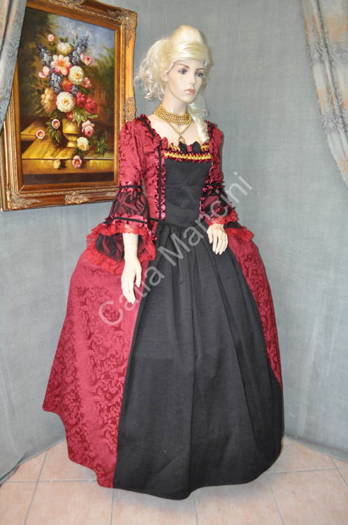 Costume-Storico-Settecento-Veneziano-1700 (1)