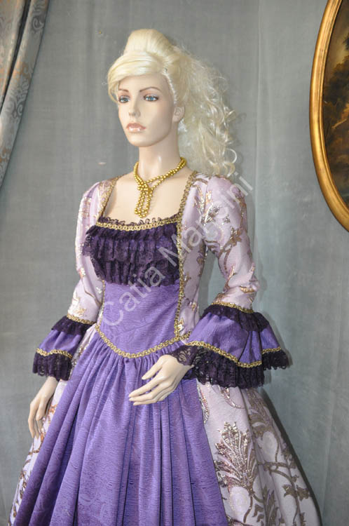 Costume-Storico-Stile-Reggenza-1700 (1)