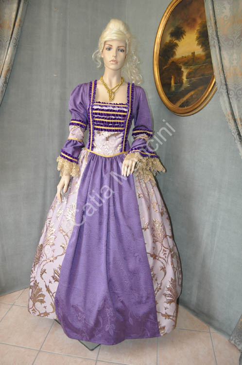 Abbigliamento-Femminile-Epoca-Reggenza-1730