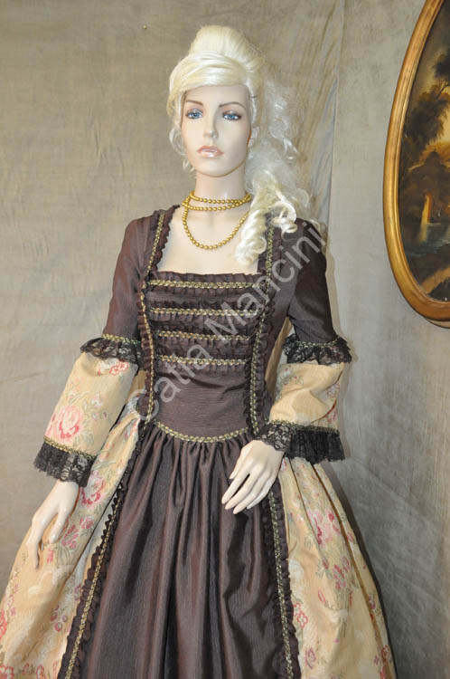 Abito-Dama-del-Settecento (13)