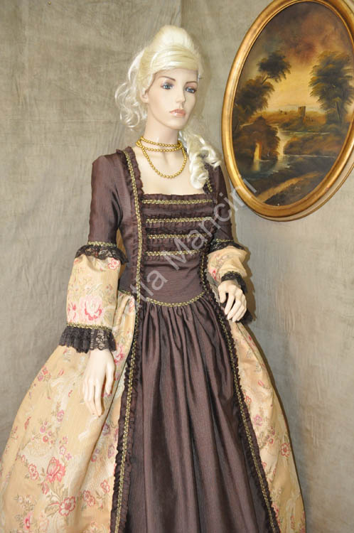 Abito-Dama-del-Settecento (8)