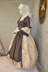 Abito-Dama-del-Settecento (6)