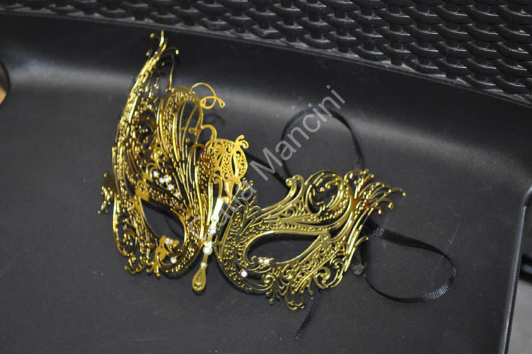 mask gold (8)