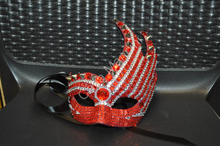 mask with strass (5)