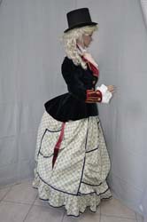 Catia Mancini victorian dress lady (10)