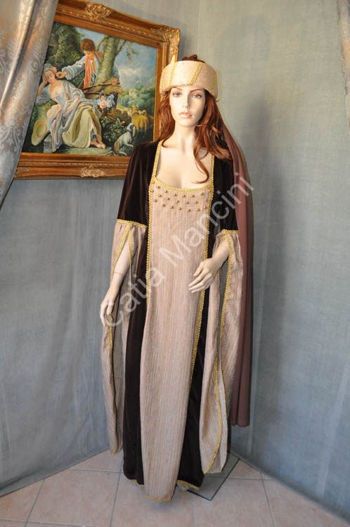 Vestito del Medioevo Femminile (7)