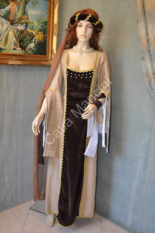 Vestito per cortei Medioevali (6)