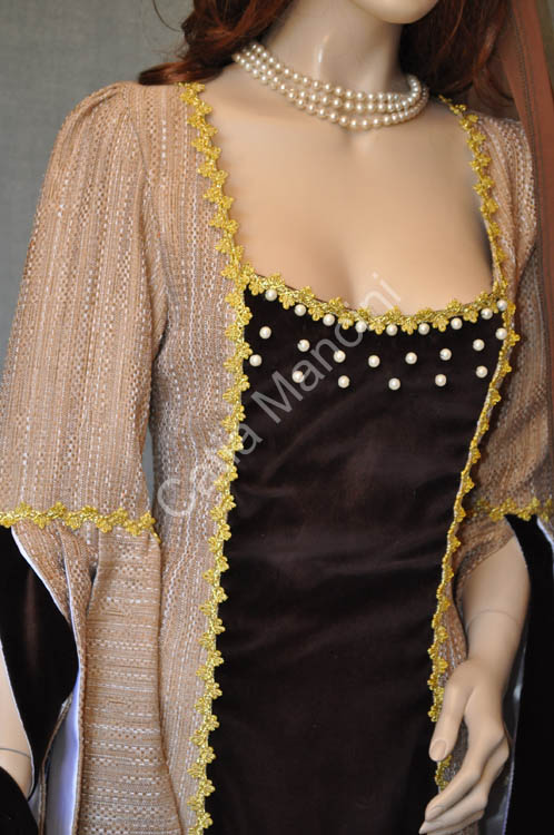 Vestito per cortei Medioevali (8)