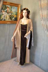 Vestito per cortei Medioevali (1)