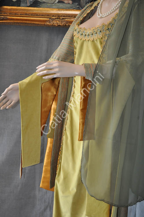 Costume-femminile-del-medioevo (14)