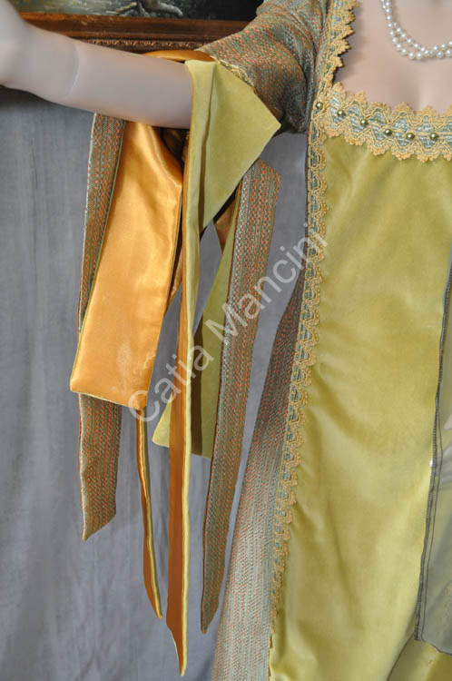 Costume-femminile-del-medioevo (9)