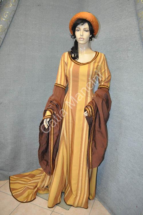 Costume Storico Donna Medioevale (13)
