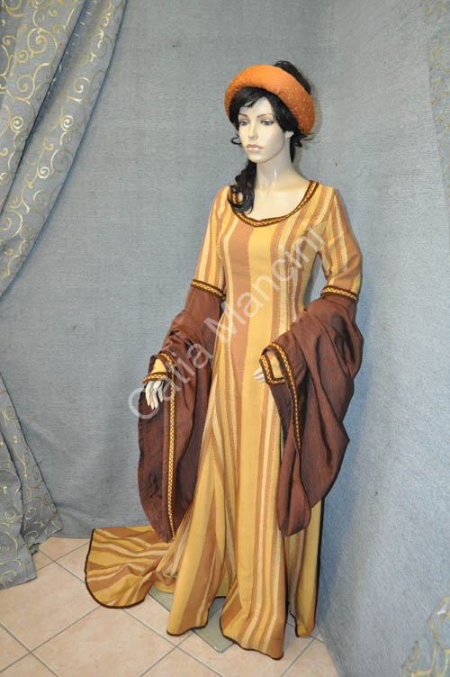 Costume Storico Donna Medioevale (2)