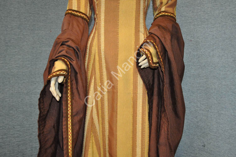 Costume Storico Donna Medioevale (8)