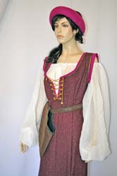 historique costume medieval (10)