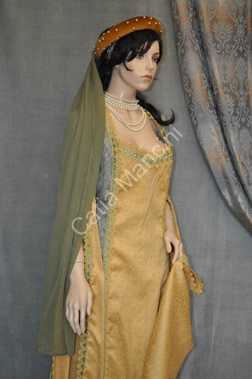 Costume-secolo-xv-donna (14)