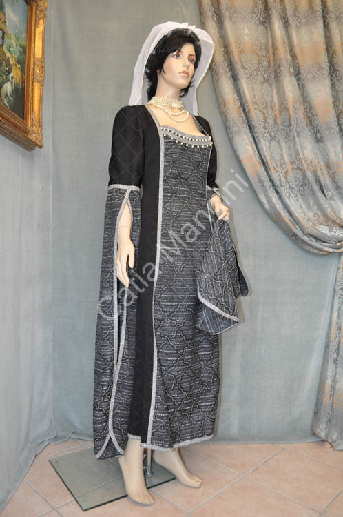 Costume-epoca-medievale (3)