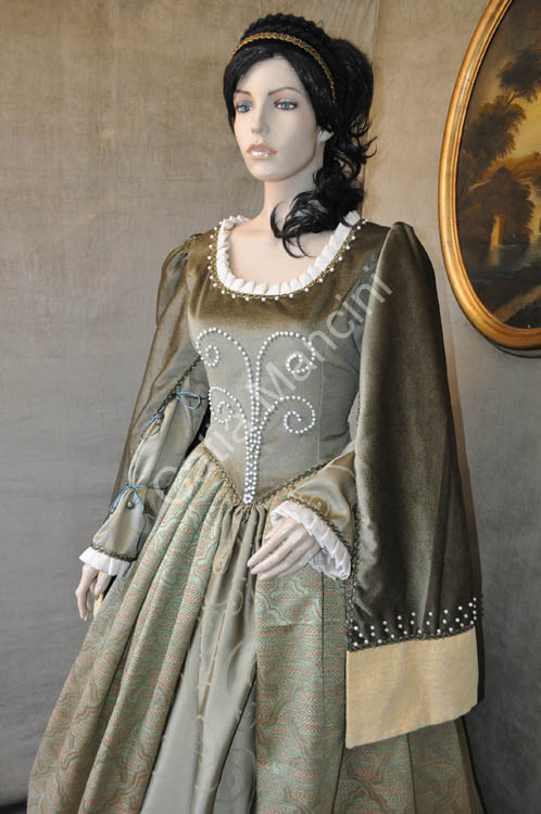 Abito-Donna-Medioevo (1)