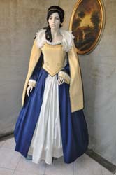 Vestito-Medievale-Donna-per-Cortei