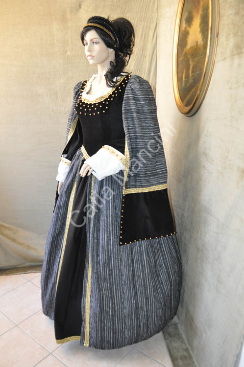 Abbigliamento-Medioevo-Vendita (1)