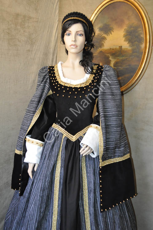 Abbigliamento-Medioevo-Vendita (10)
