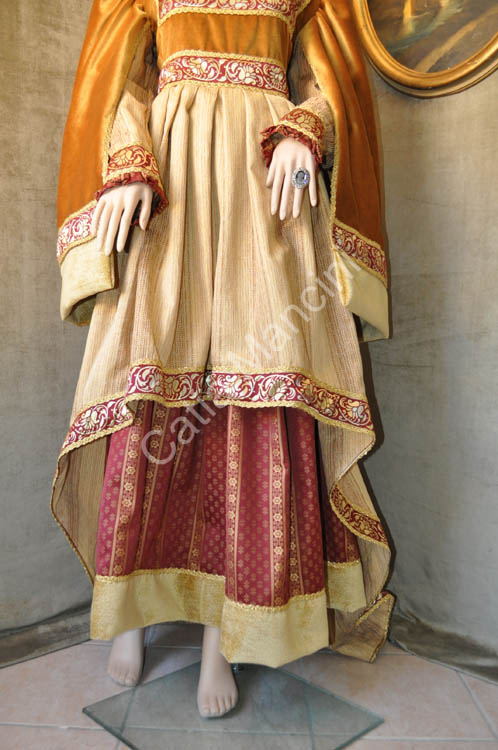Costume Femminile Medievale (8)