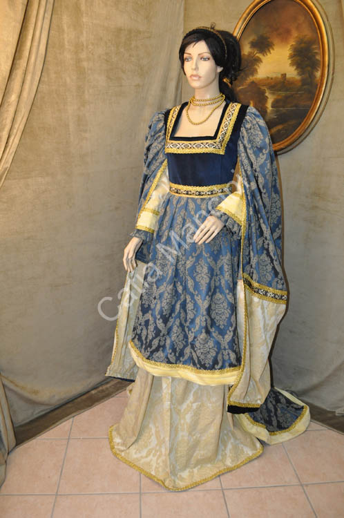 Abbigliamento Donna del Medioevo (12)
